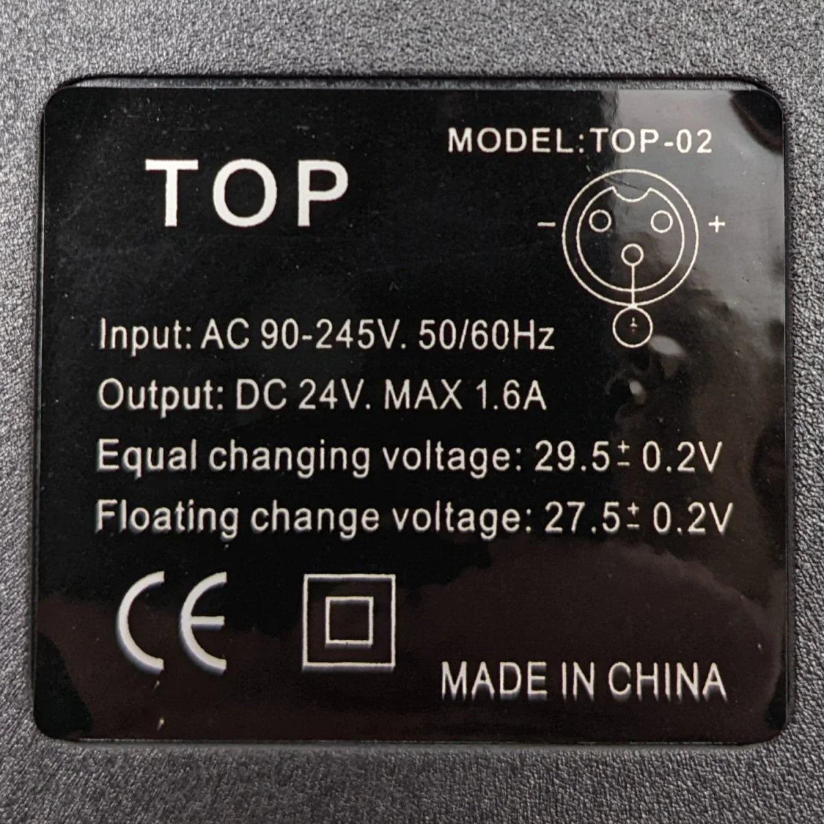 Universal Parts 24V, 1.6-2A Electric Battery Charger