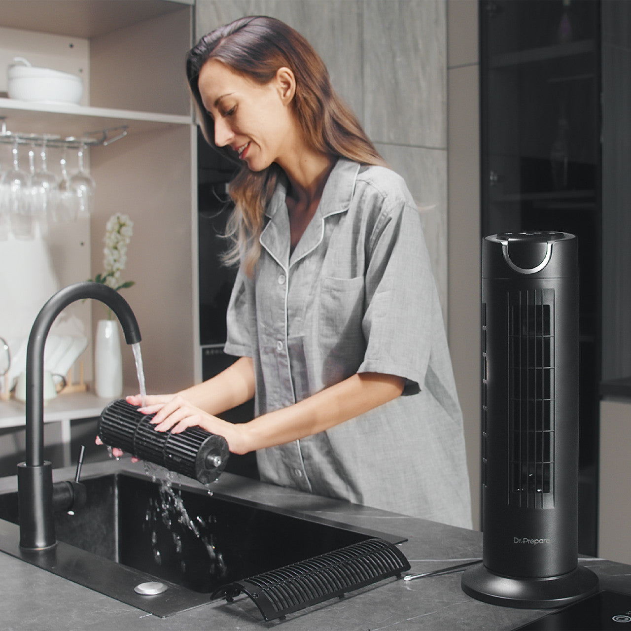 Renogy | Dr.Prepare 16-inch Tower Fan with 12W DC Motor | DCCF10-G1-US