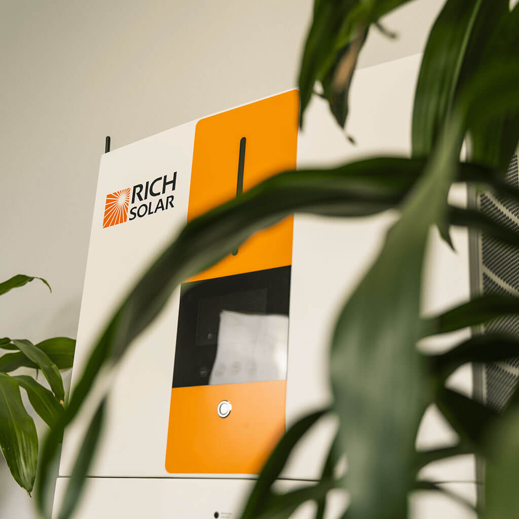 Rich Solar Energy Storage System