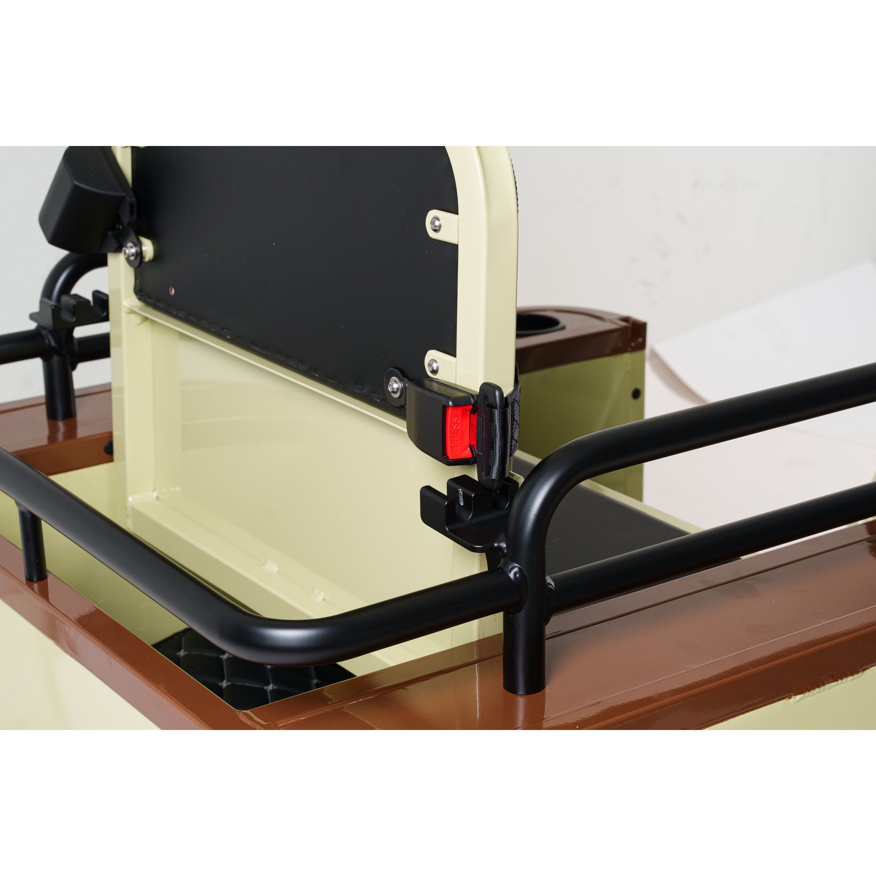 Conductor Plus Rickshaw