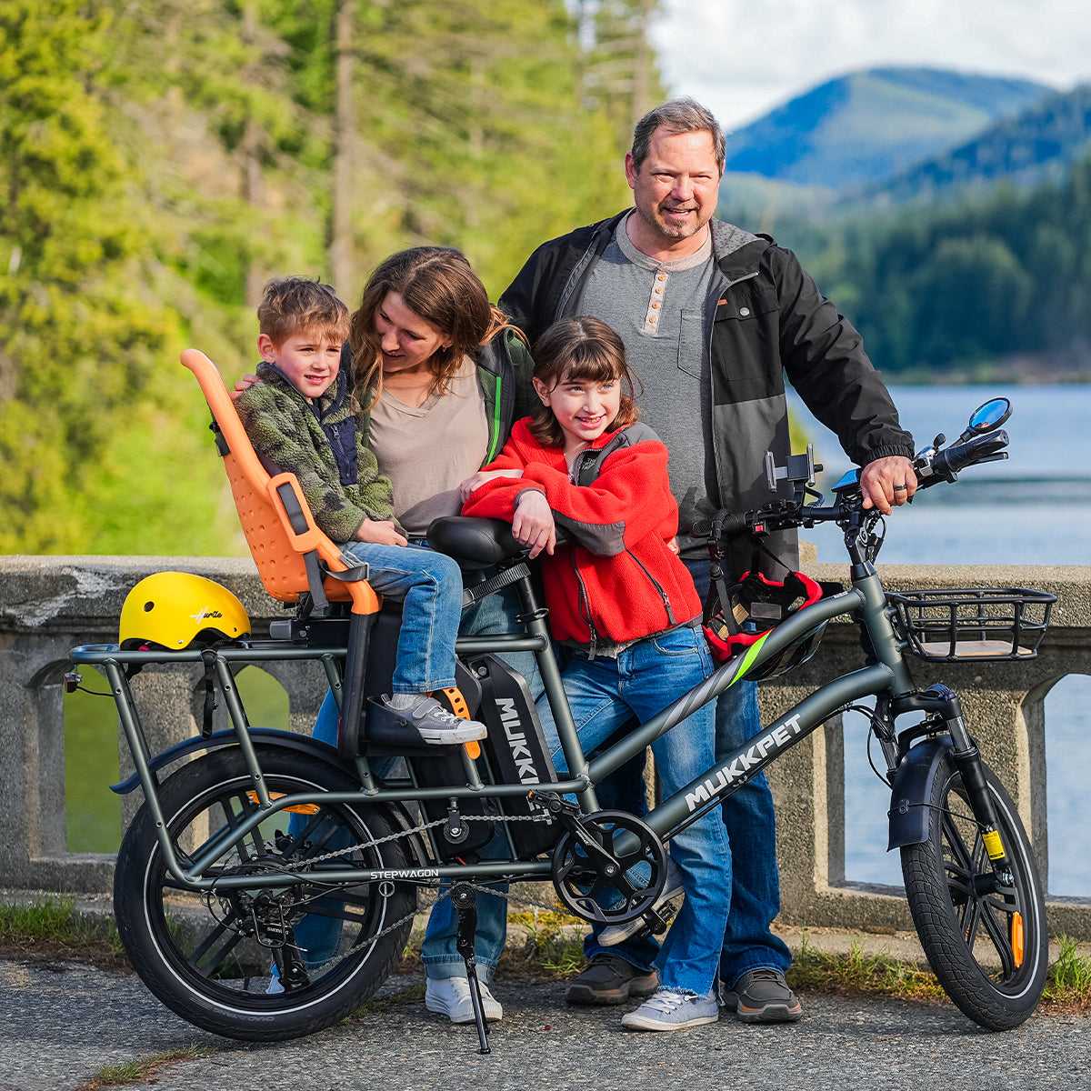 Mukkpet Stepwagon Dual-Battery Cargo E-Bike