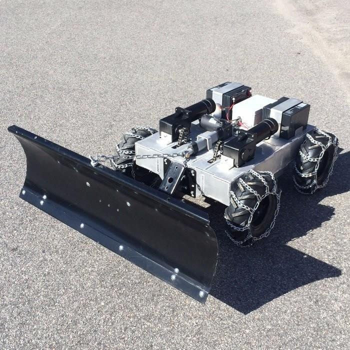 4WD Remote Control Snow Plow Robot